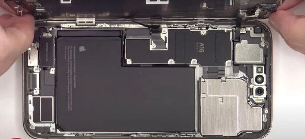 称多苹果14维修分享看iPhone 14 Pro Max拆解 