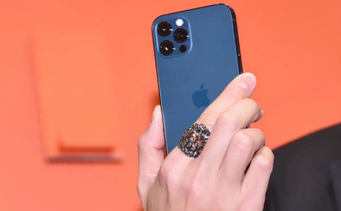 称多苹果手机维修分享iPhone12系列重启方法教程 
